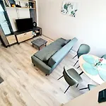 Apartment Fresh & Cozy Flat Near Cathedral *